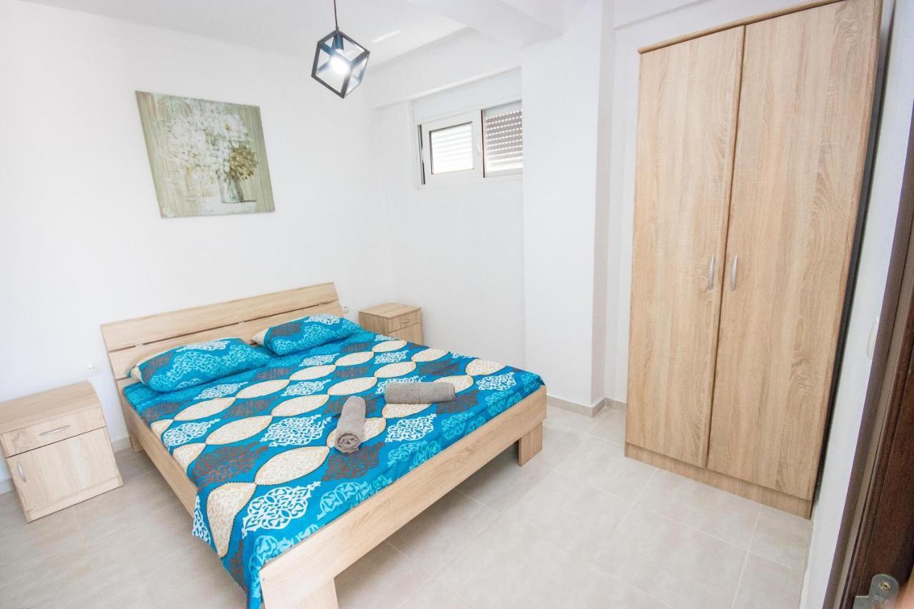 Apartments Sun With Sea View Dobra Voda Buitenkant foto
